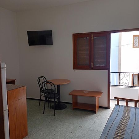 Pension Alvarez El Tablero  Exteriör bild