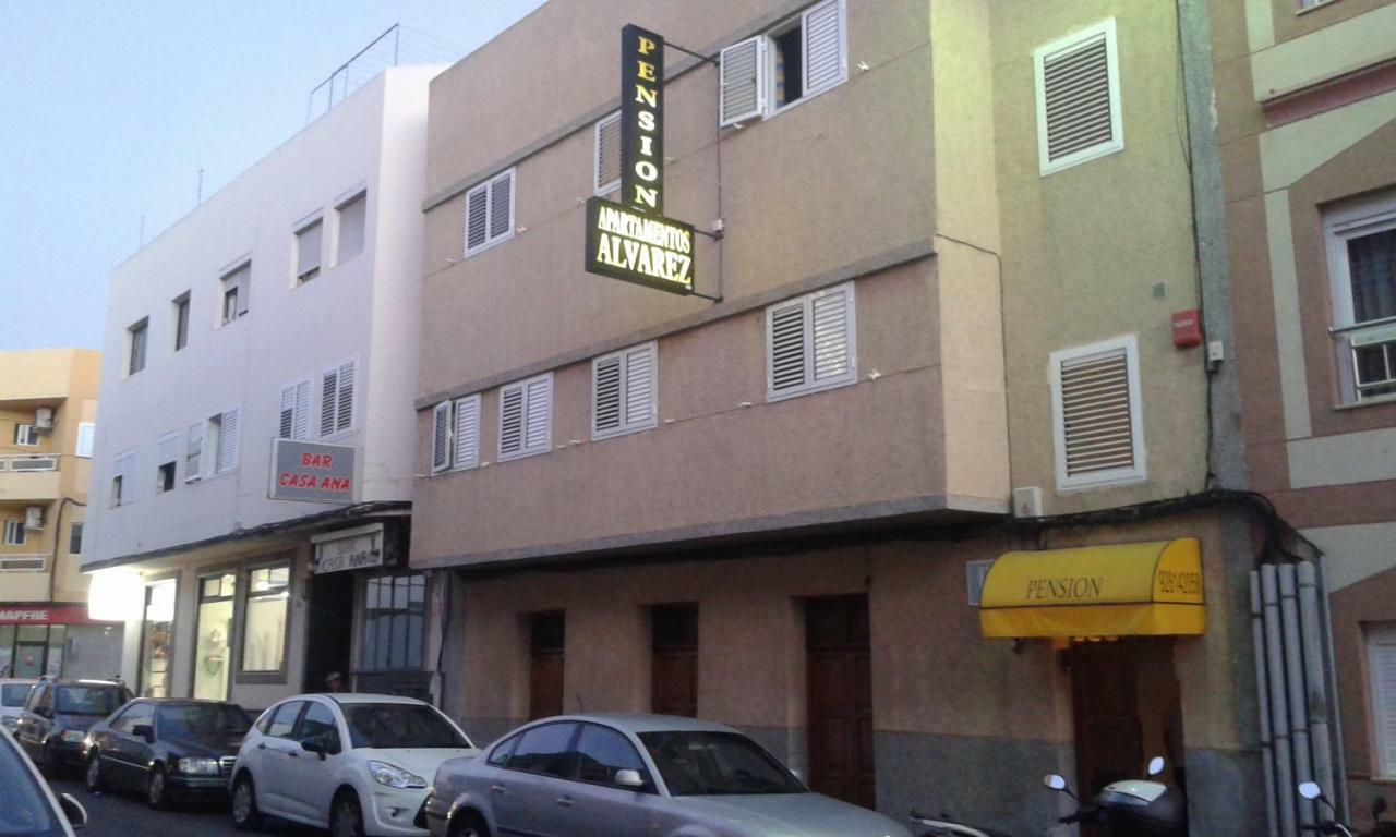 Pension Alvarez El Tablero  Exteriör bild